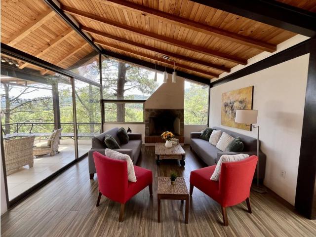 Edificio en venta en Valle De Bravo, Estado de México