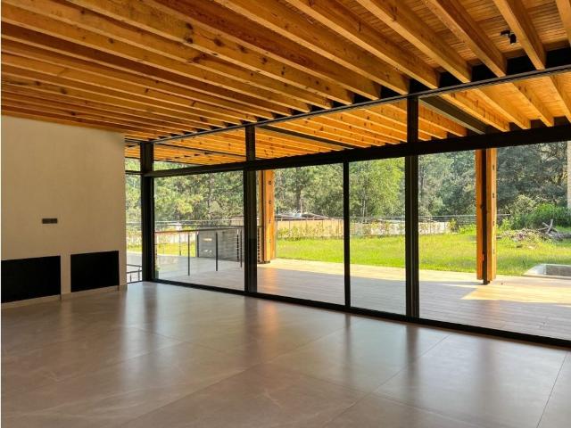 Edificio en venta en Valle De Bravo, Estado de México