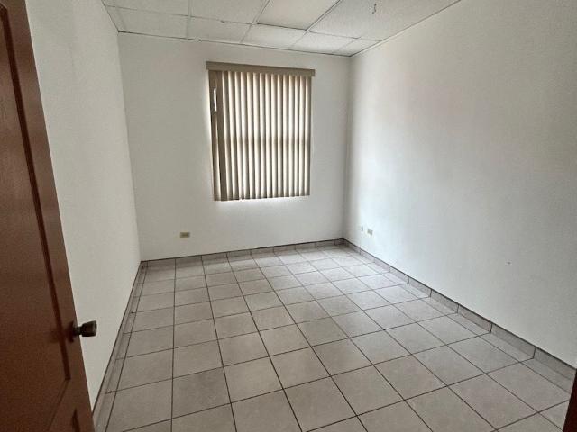 Edificio en venta en Ensenada, Baja California