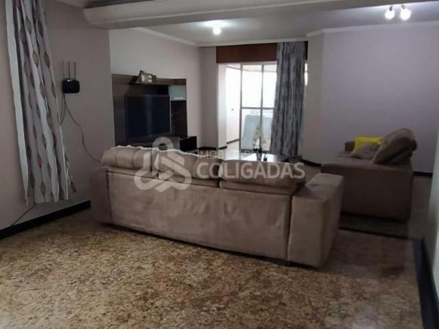 Apartamento venda em Passo Fundo