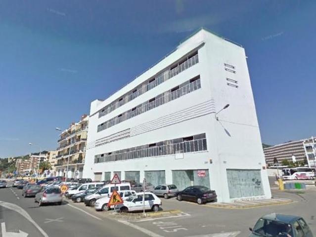 Oficina en alquiler en Calella