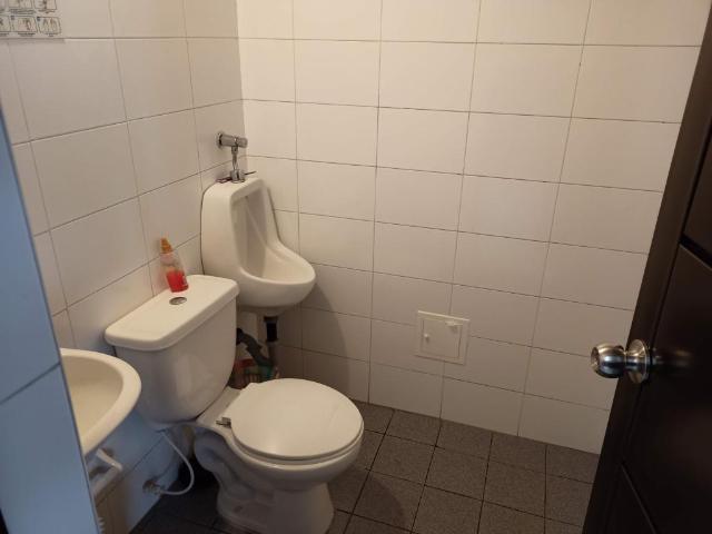 Edificio En Arriendo En Bogota En 12 De Octubre A54061