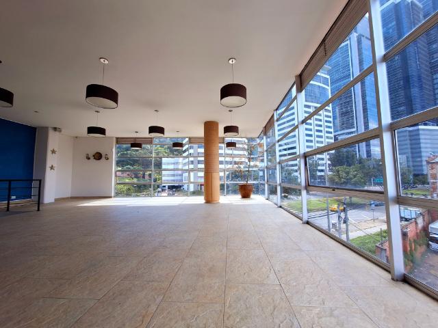 Edificio En Arriendo En Bogota En Barrancas A226725