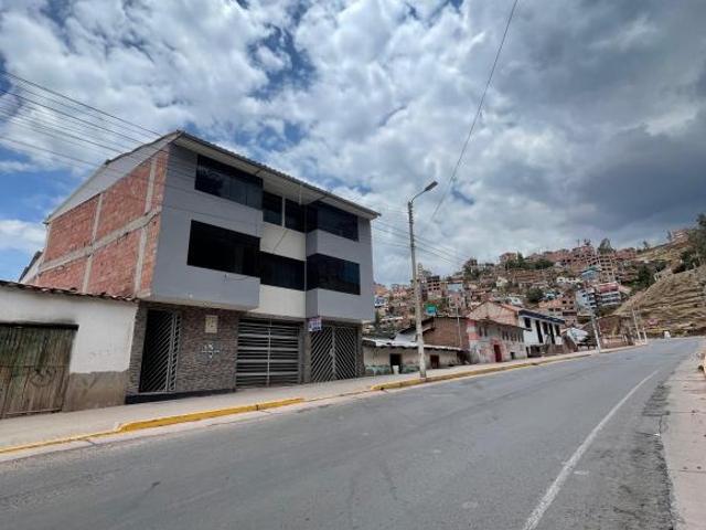 Edificio en Cusco – Camino al Mirador de Cristo Blanco