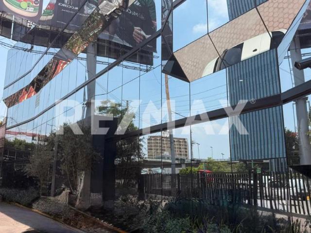Edificio en renta en Naucalpan De Juárez, Estado de México