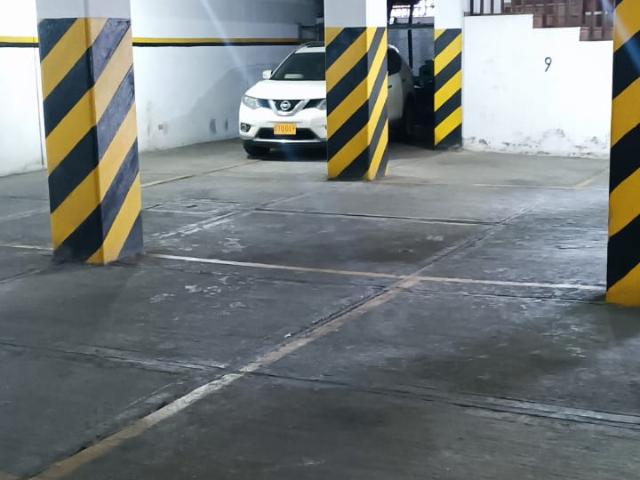 Edificio En Venta En Cali En Los Cambulos V168826
