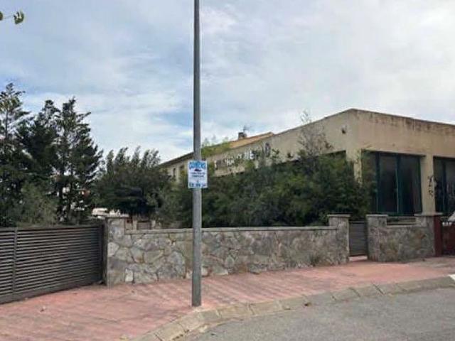 Oficina en venta en Castelló i Castelló Nou, Alt Empordà
