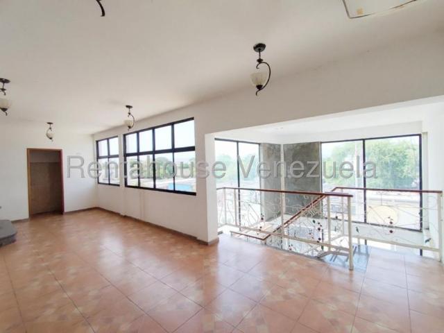 Edificio en venta en Santa Ana De Coro, Falcón