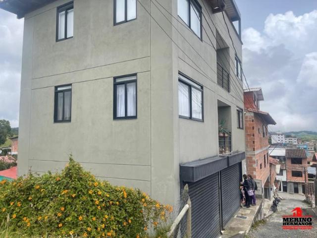 Edificio En Venta En La Union En Urbano V300796