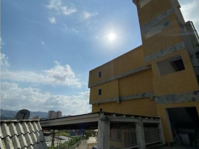 Edificio en venta en Francisco Linares Alcántara, Miranda