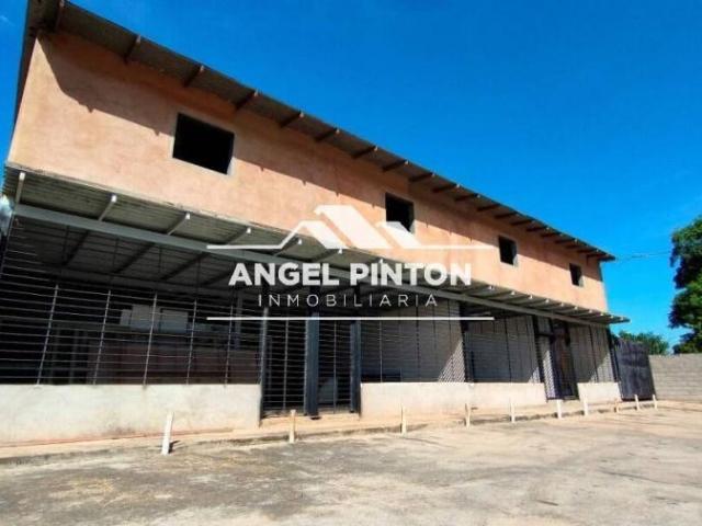 Edificio en venta en Cacique Mara, Maracaibo