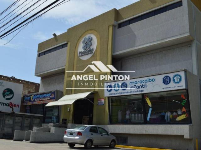 Edificio en venta en Cacique Mara, Maracaibo