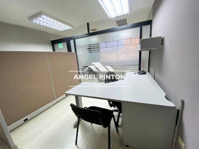 Edificio en venta en Cacique Mara, Maracaibo