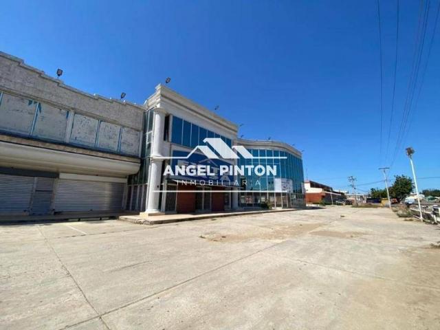 Edificio en venta en Cacique Mara, Maracaibo
