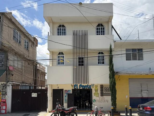Oficina en venta en Fraccionamiento El Tejocote, Cuautlalpan