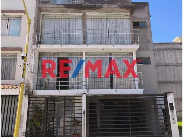 Casa venta en Cerro Colorado, Arequipa