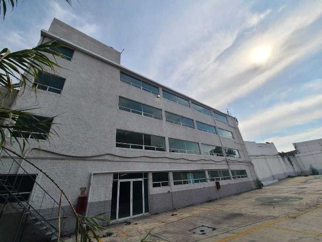 Edificio en venta en Acatepec, Estado de México