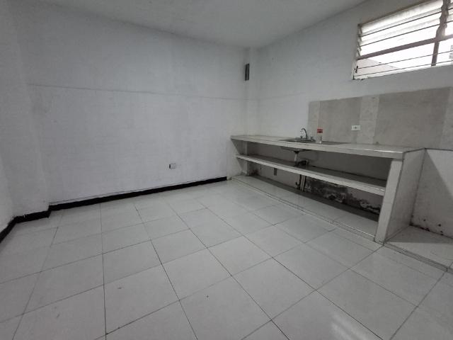 Edificio En Venta En Yumbo En Belalcazar V151819