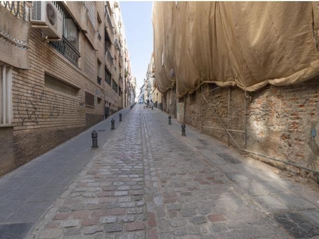 Oficina en venta en Granada