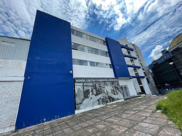 Local Comercial en venta en Metepec, Estado de México