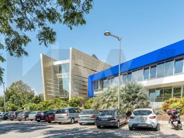 Escritório alugar em Núcleo Urbano Histórico de Oeiras, Oeiras