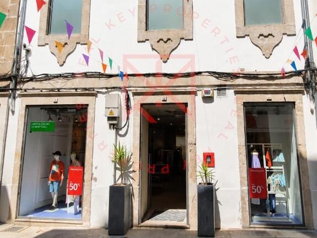 Prédio venda em Quinchosos, Vila Real