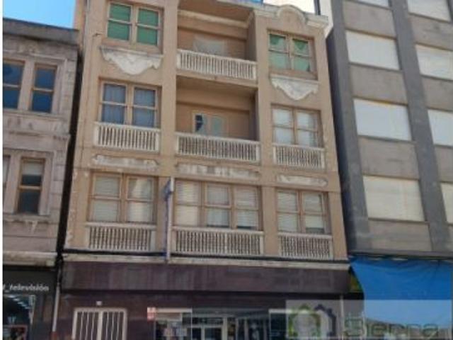 Oficina en venta en Sarria