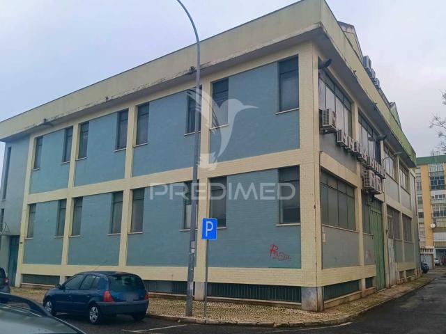 Armazém venda em Falagueira, Amadora