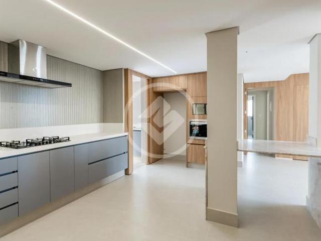 Apartamento venda em Região Geográfica Imediata de Goiânia, Goiânia