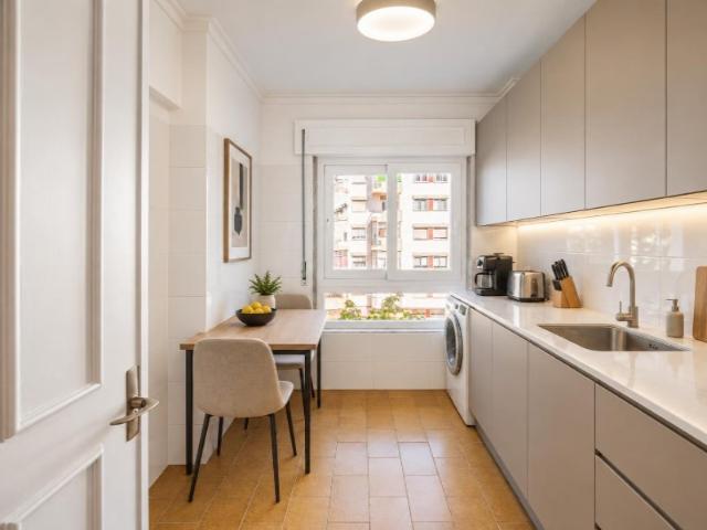 Apartamento venda em Massamá, Massamá e Monte Abraão