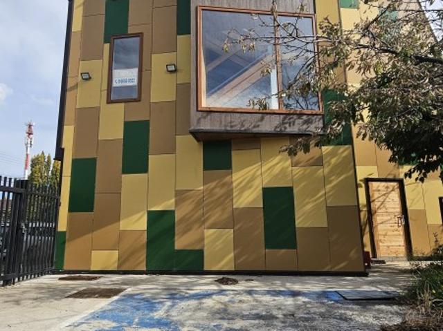 EDIFICIO NUEVO ENTRE 12 DE OCTUBRE Y GENERAL PARRA