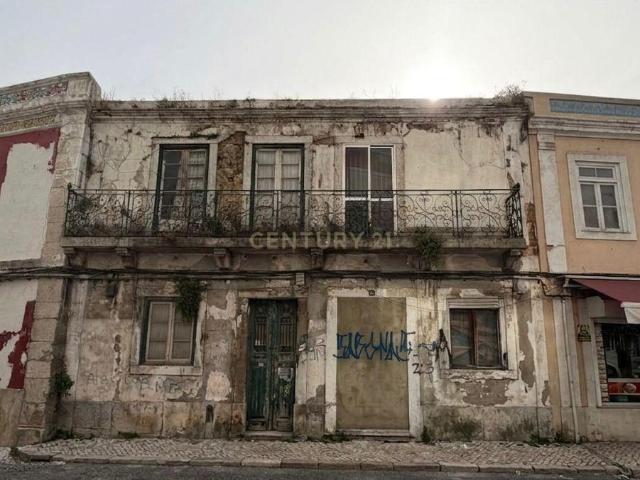 Prédio venda em Urbanização Real Forte, Santiago Dos Velhos