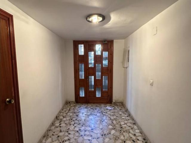 Casa en venta en Albelda De Iregua, La Rioja