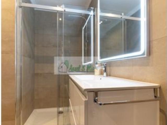 Oficina en venta en La Axarquía, Andalucía
