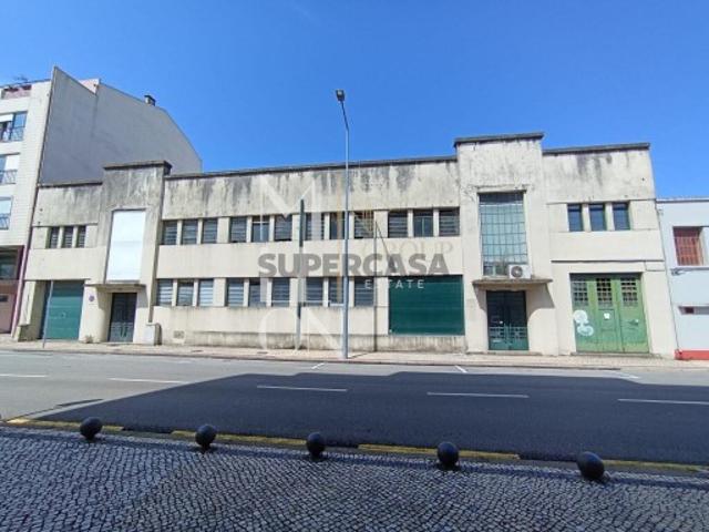 Armazém venda em São João Da Madeira, Aveiro