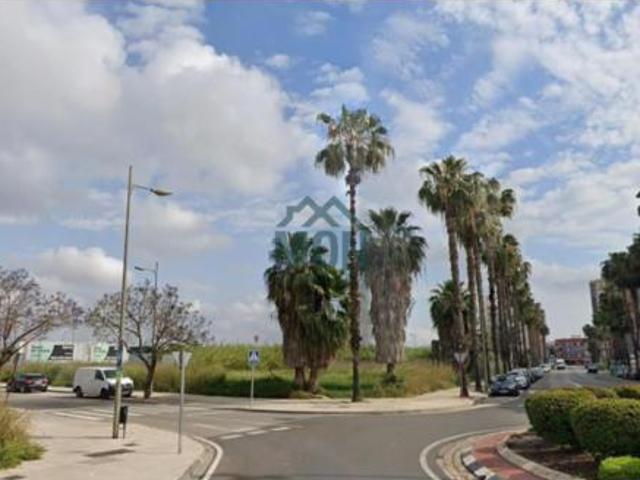 Oficina en venta en Tulell, Alzira