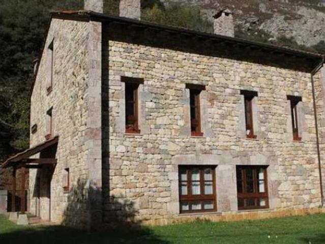 Oficina en venta en Carreña, Cabrales
