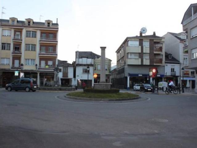 Oficina en venta en Cacabelos, León