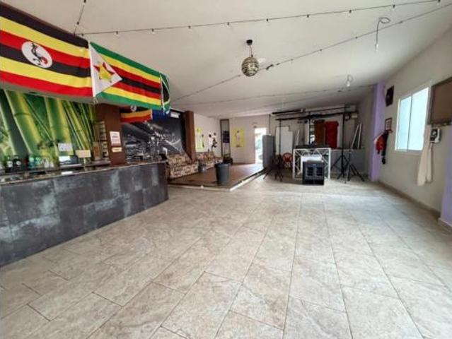 Oficina en venta en la Pobla del Duc, València / Valencia