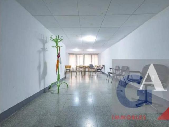 Oficina en venta en Sant Cristòfol les Fonts, Olot