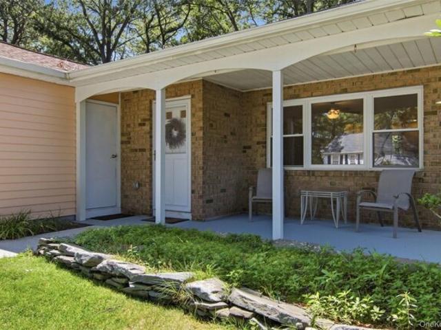 Condo for sale in Centereach, New York