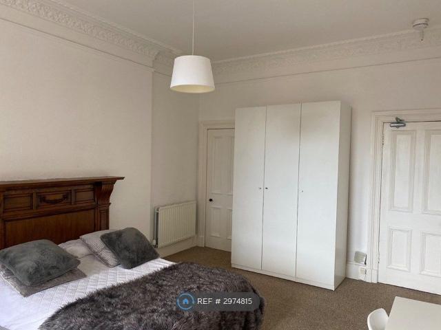 Apartment for rent in Morningside, Scotland