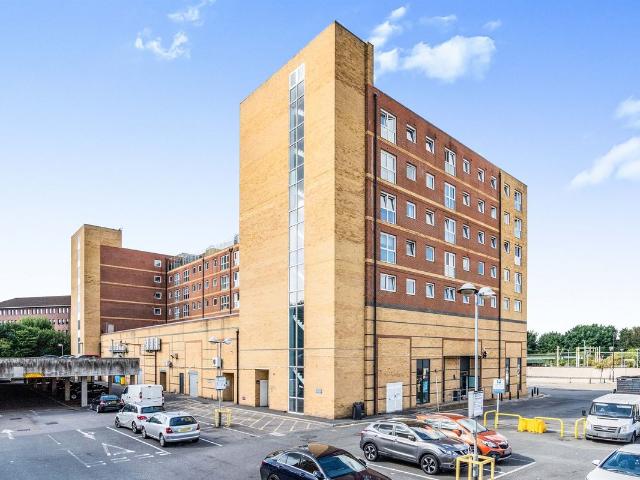Apartment for rent in Burnt Mill, Harlow