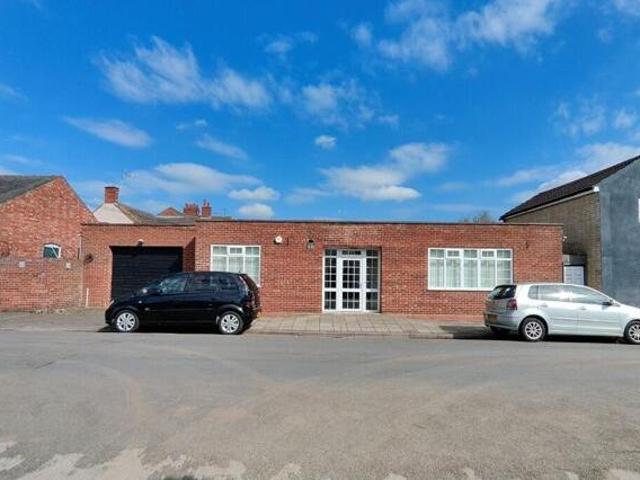 House for sale in Avondale, Kettering