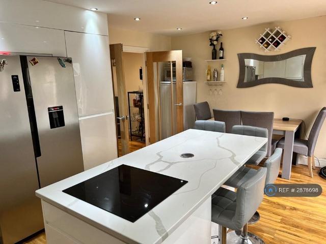 House for rent in Battle, Reading