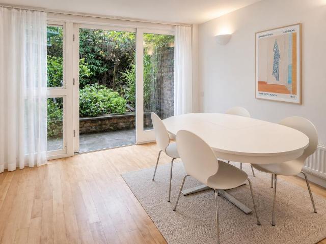 Studio for rent in Primrose Hill, Greater London