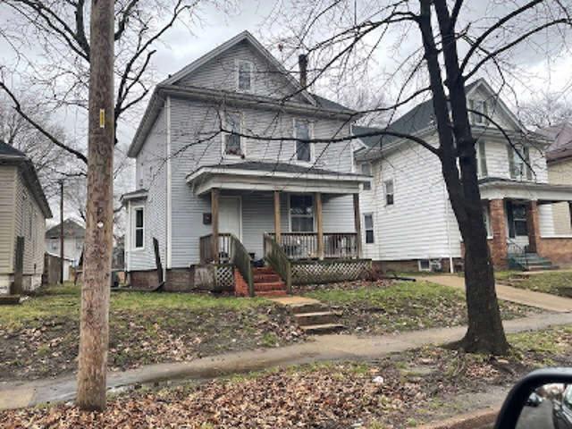 House for sale in East Saint Louis, Illinois