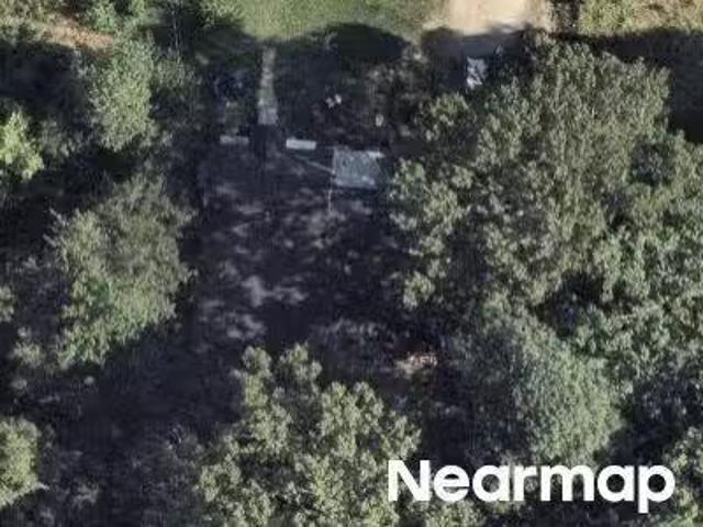 House for sale in Benton