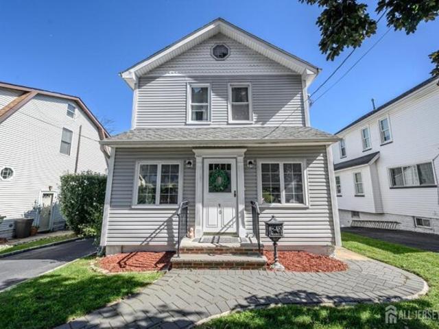 House for sale in Nutley, Essex County