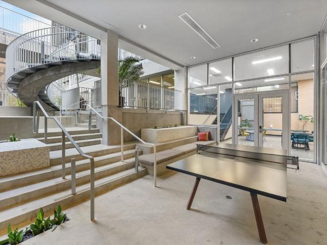 Apartment for rent in Long Beach, California